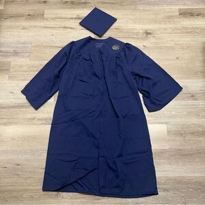 IRSC Oak Hill Graduation Blue Unisex Cap & Gown 5’9”-5’11” Pleated Front Zipper
